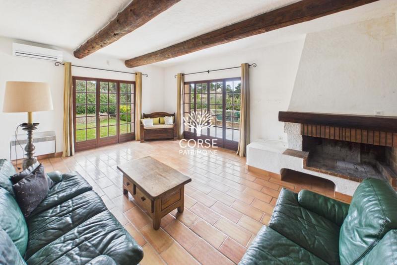 Appartement - 250 m² - 6 pièces