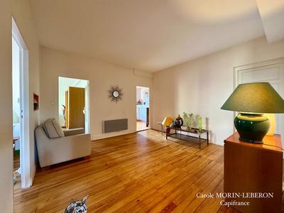 Maison de ville - 320 m² - 13 pièces