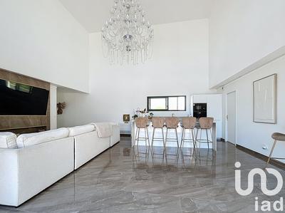 Maison - 150 m² - 4 pièces