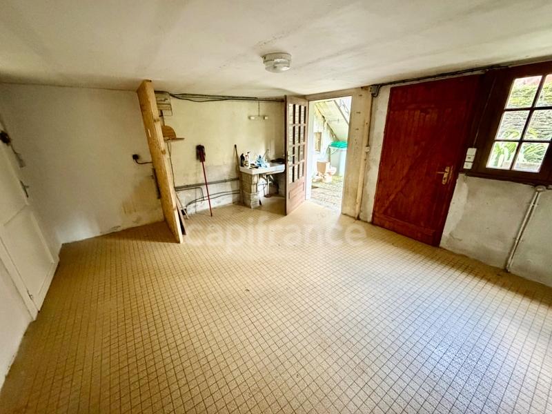 Immeuble - 184 m² - 9 pièces