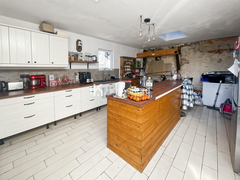 Maison - 150 m² - 5 pièces