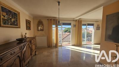 Appartement - 117 m² - 5 pièces