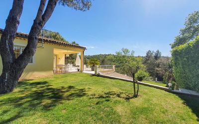 Villa - 325 m² - 5 pièces