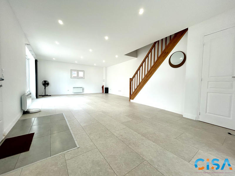 Maison - 96 m² - 5 pièces