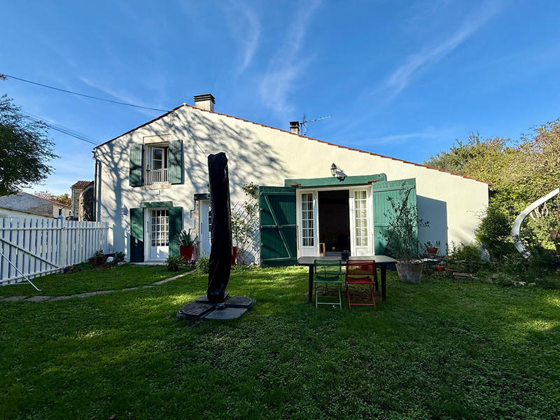 Maison - 197 m² - 7 pièces