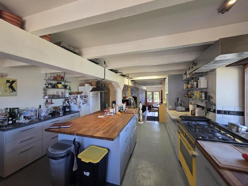 Demeure - 566 m² - 13 pièces