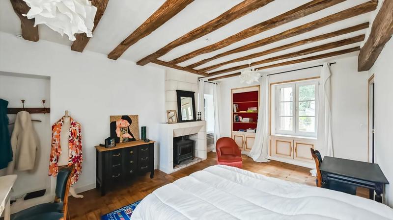 Demeure - 150 m² - 5 pièces