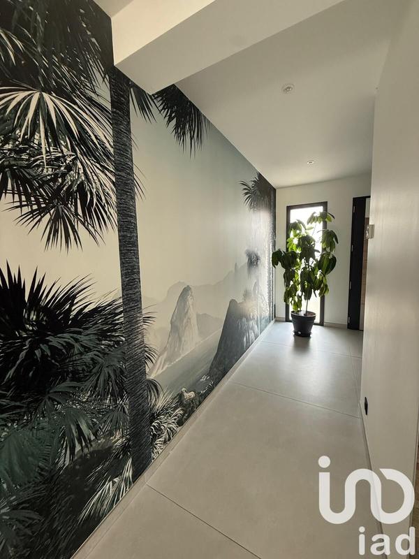 Maison - 182 m² - 7 pièces