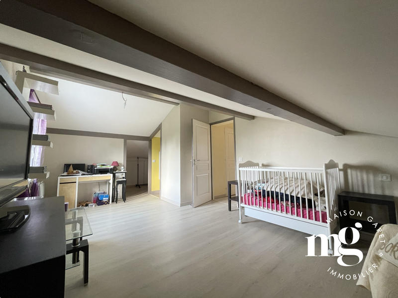 Maison - 164 m² - 5 pièces