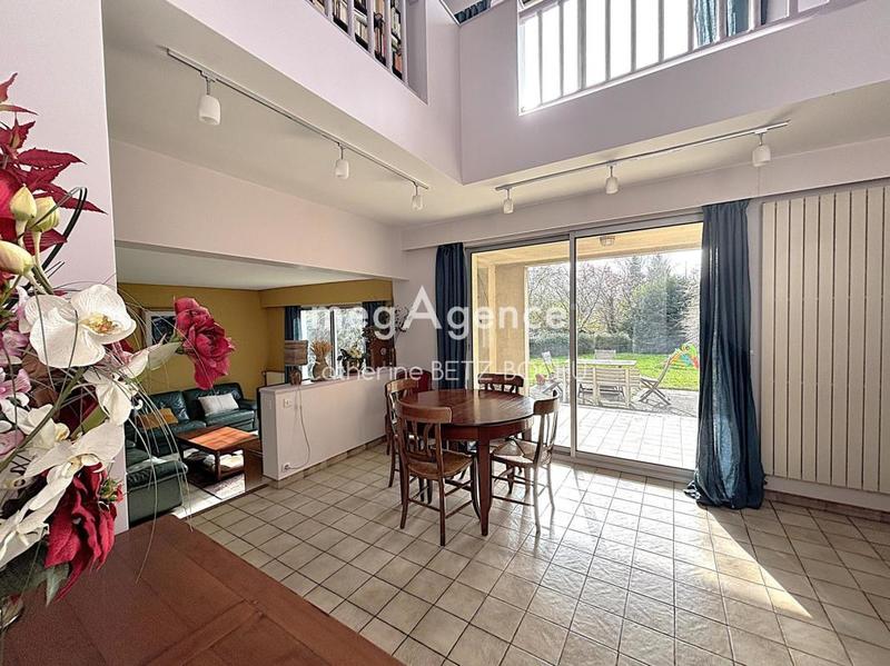 Maison - 136 m² - 6 pièces