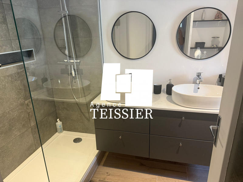 Appartement - 88 m² - 4 pièces