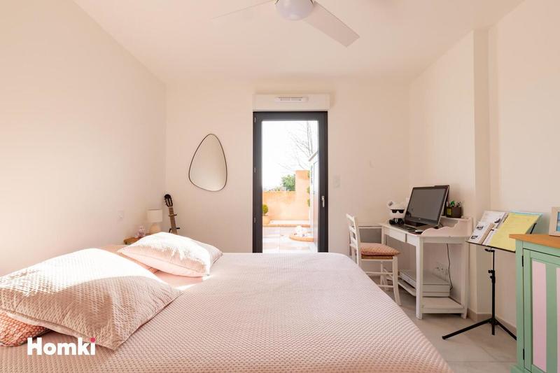 Appartement - 75 m² - 2 pièces