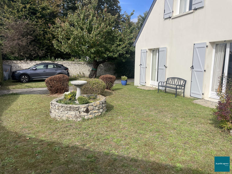 Maison traditionnelle - 128 m² - 7 pièces