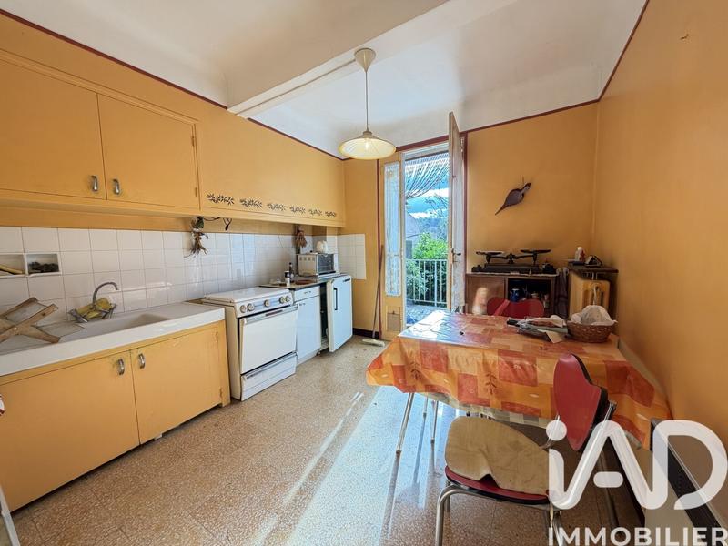 Maison - 80 m² - 5 pièces