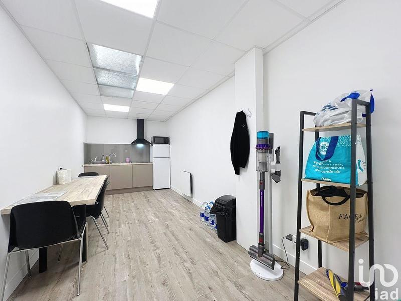 Local commercial - 208 m²