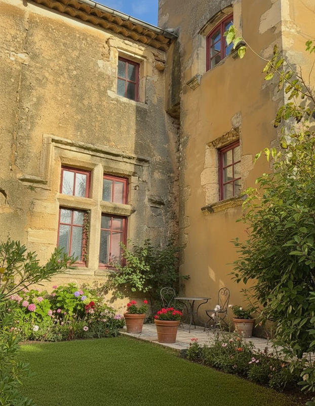 Bastide - 1 000 m² - 12 pièces