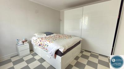 Maison - 205 m² - 8 pièces