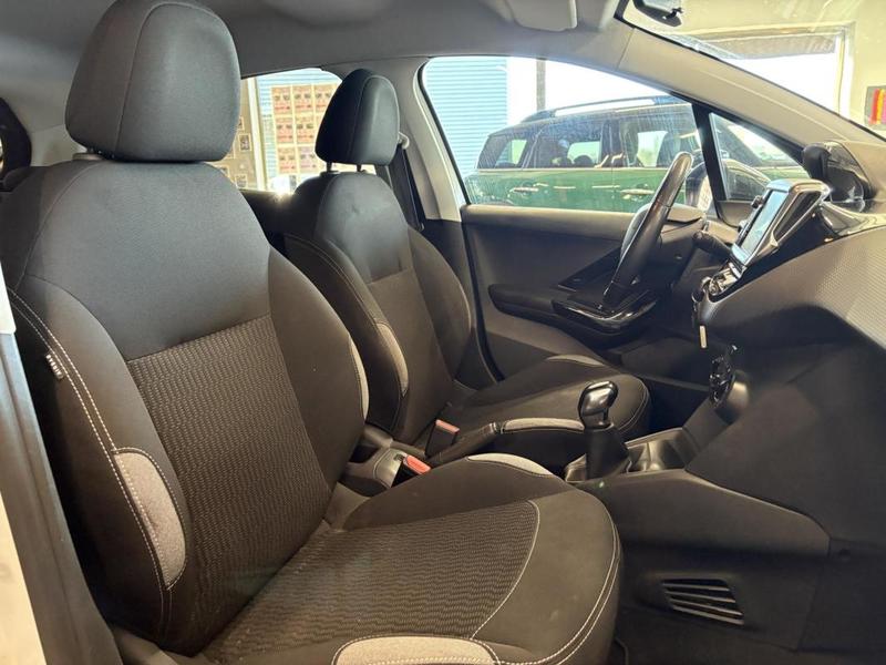 Peugeot 208 1.2i Pt 12v - 82 Berline Style Phase 2 / Garantie 12 Mois