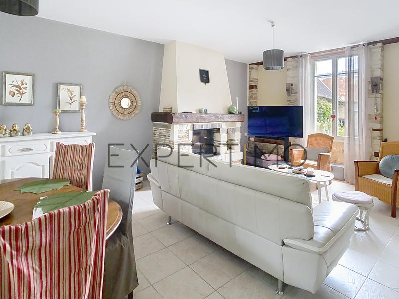 Maison - 159 m² - 7 pièces