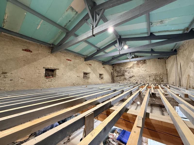 Moulin - 464 m² - 11 pièces