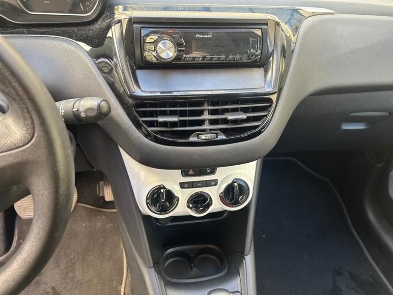 Peugeot 208 1.0 Puretech 68 Like