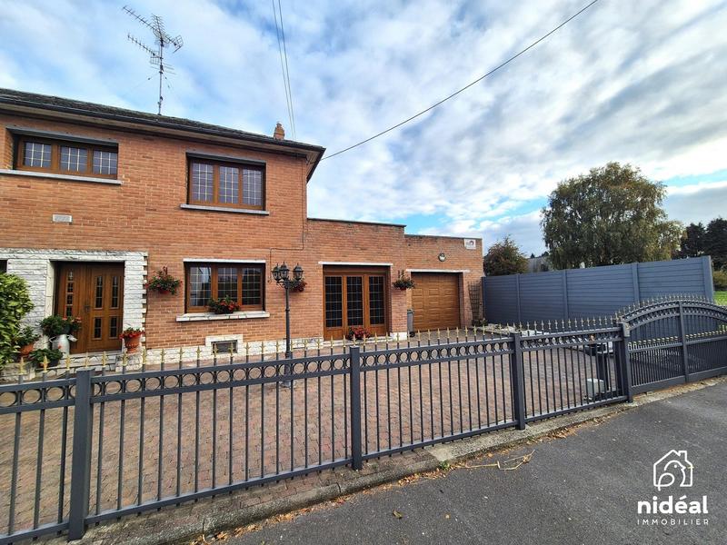 Maison - 103 m² - 5 pièces