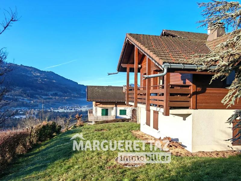 Châlet - 152 m² - 7 pièces