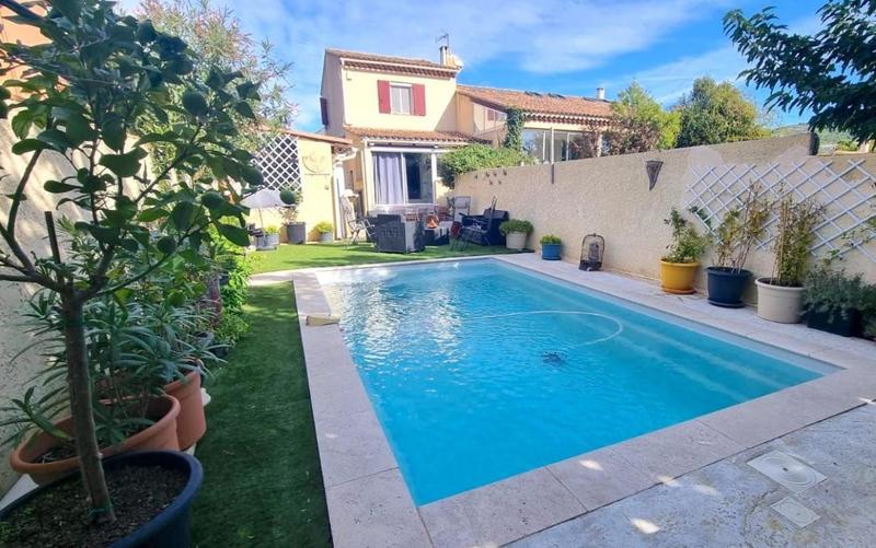 Maison - 100 m² - 3 pièces