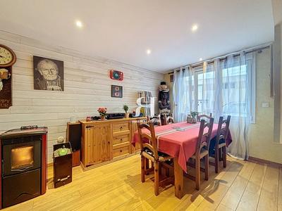 Maison - 148 m² - 5 pièces