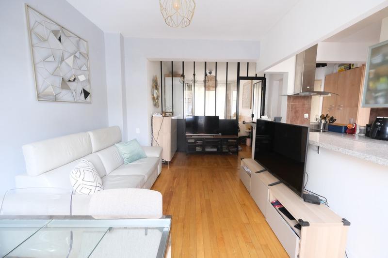 Appartement ancien - 56 m² - 3 pièces