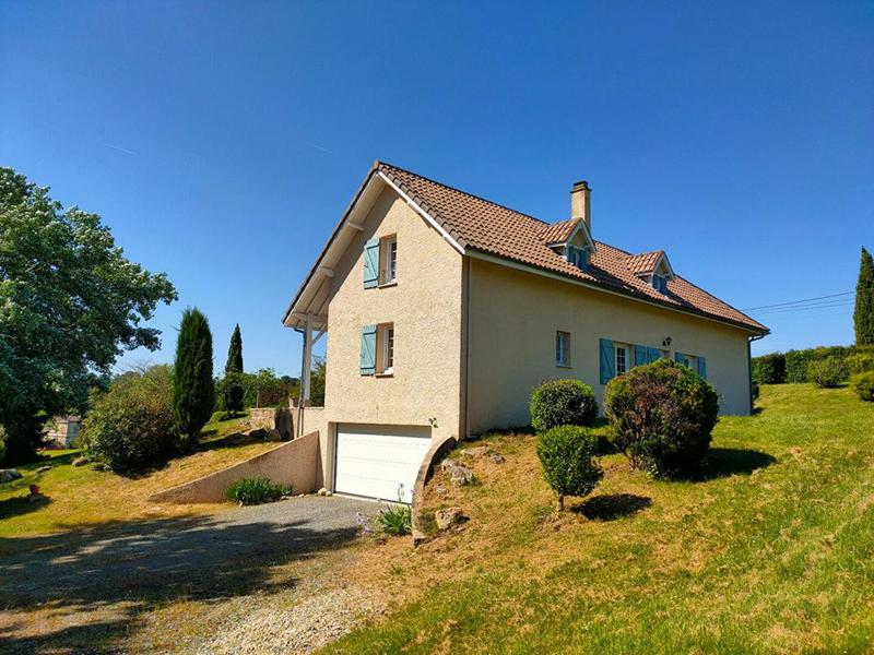 Maison - 175 m² - 7 pièces