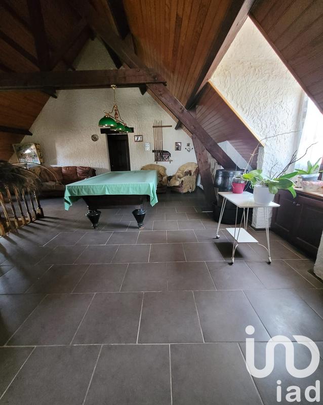 Maison - 285 m² - 6 pièces