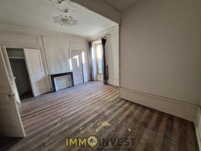 Appartement - 125 m² - 5 pièces