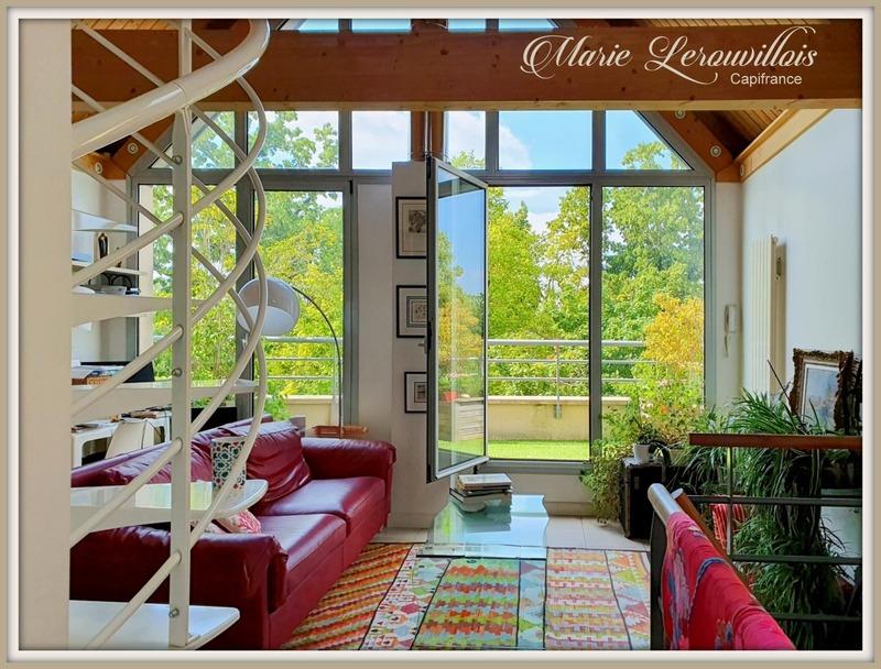 Maison de ville - 292 m² - 10 pièces