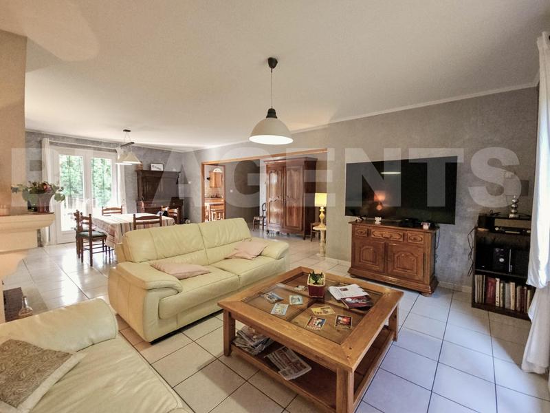 Pavillon - 151 m² - 6 pièces