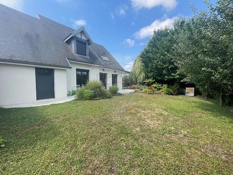 Maison - 143 m² - 6 pièces