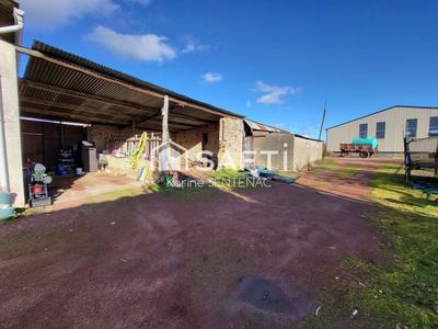 Maison - 204 m² - 8 pièces