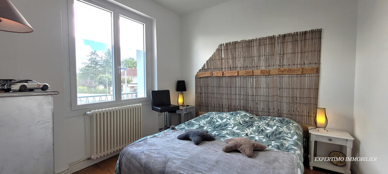 Maison - 176 m² - 8 pièces