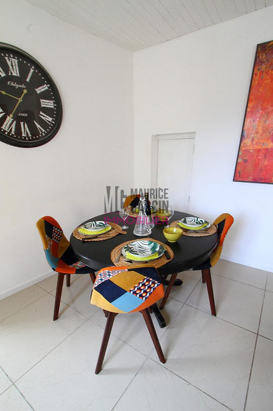 Maison - 165 m² - 8 pièces