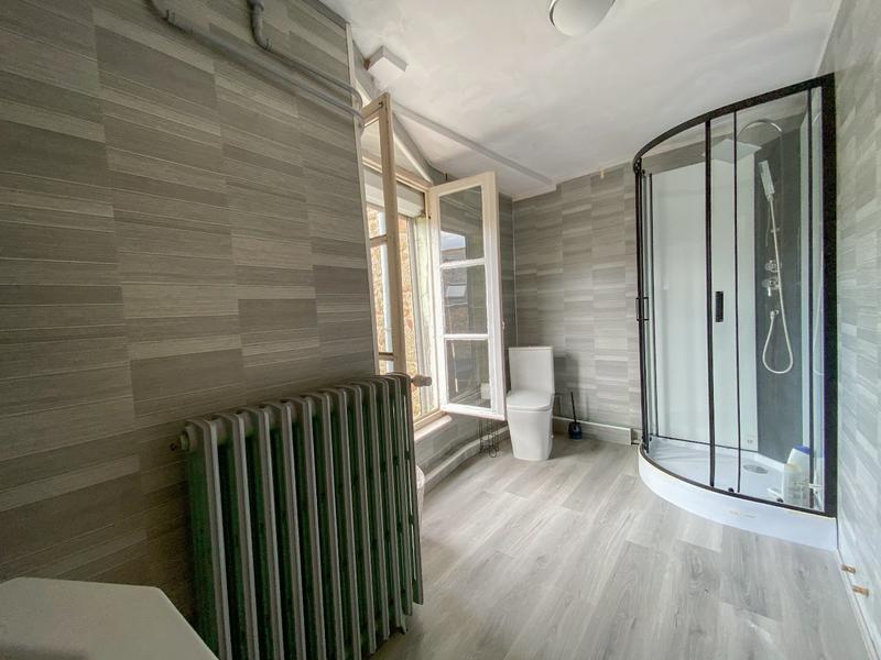 Immeuble - 8 pièces