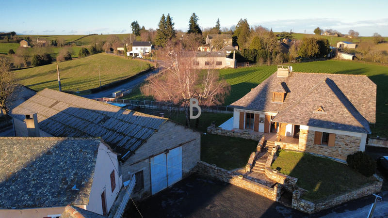 Maison - 170 m² - 7 pièces