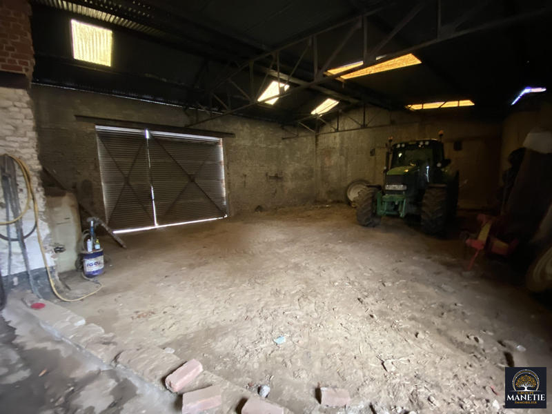 Maison ancienne - 225 m² - 3 pièces