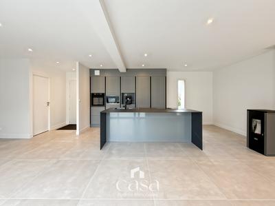 Maison traditionnelle - 130 m² - 5 pièces