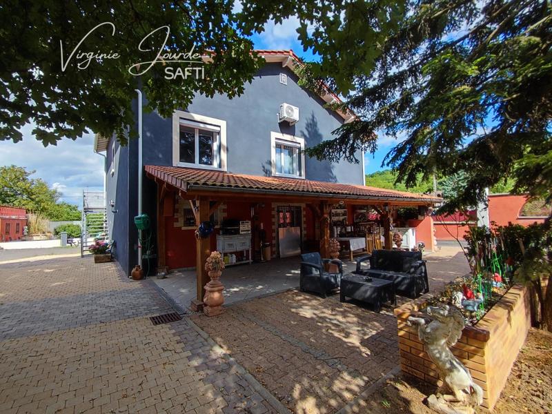 Maison - 175 m² - 6 pièces