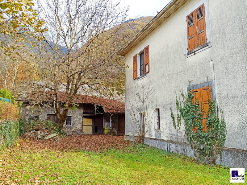 Maison ancienne - 204 m² - 7 pièces