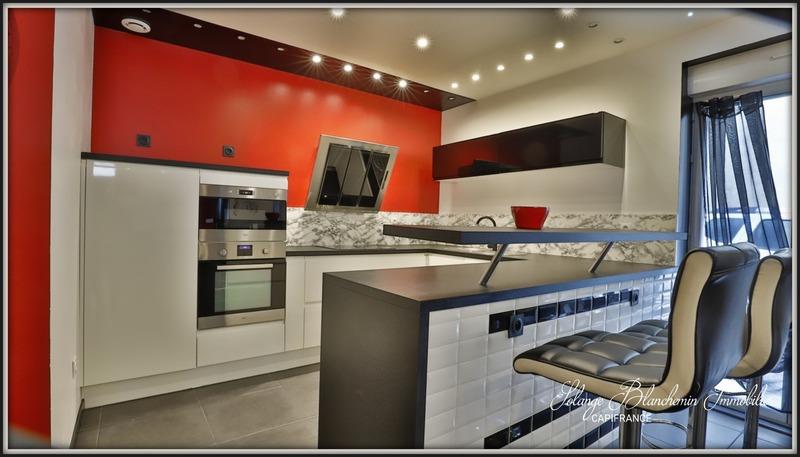 Maison traditionnelle - 175 m² - 7 pièces