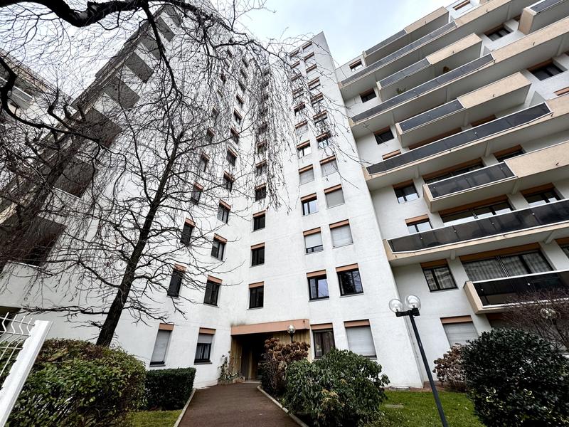 Appartement - 67 m² - 3 pièces