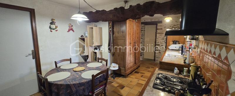 Longère - 202 m² - 10 pièces