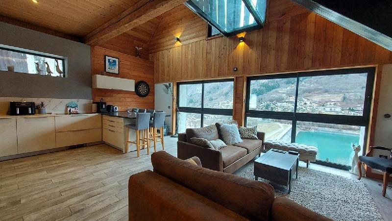 Maison - 140 m² - 7 pièces