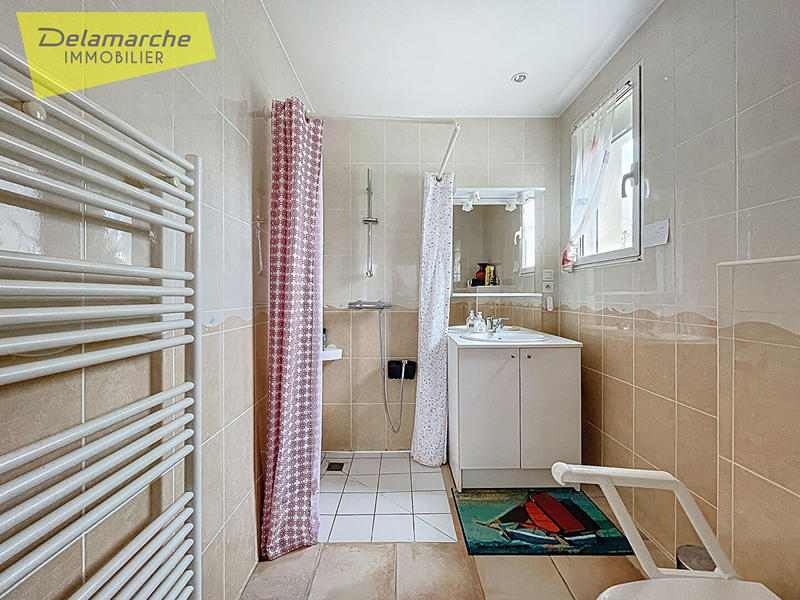 Maison - 136 m² - 6 pièces